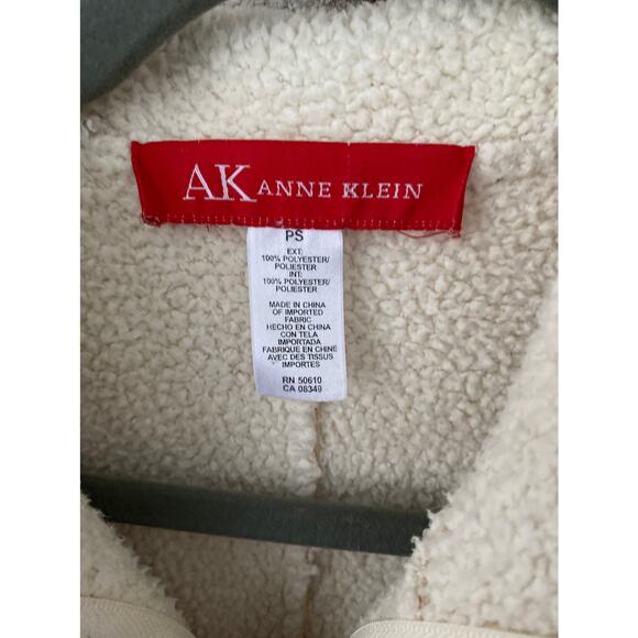 Anne Klein Women's Soft Cream Colored Full Zip Peacoat Size PS - Picture 3 of 5